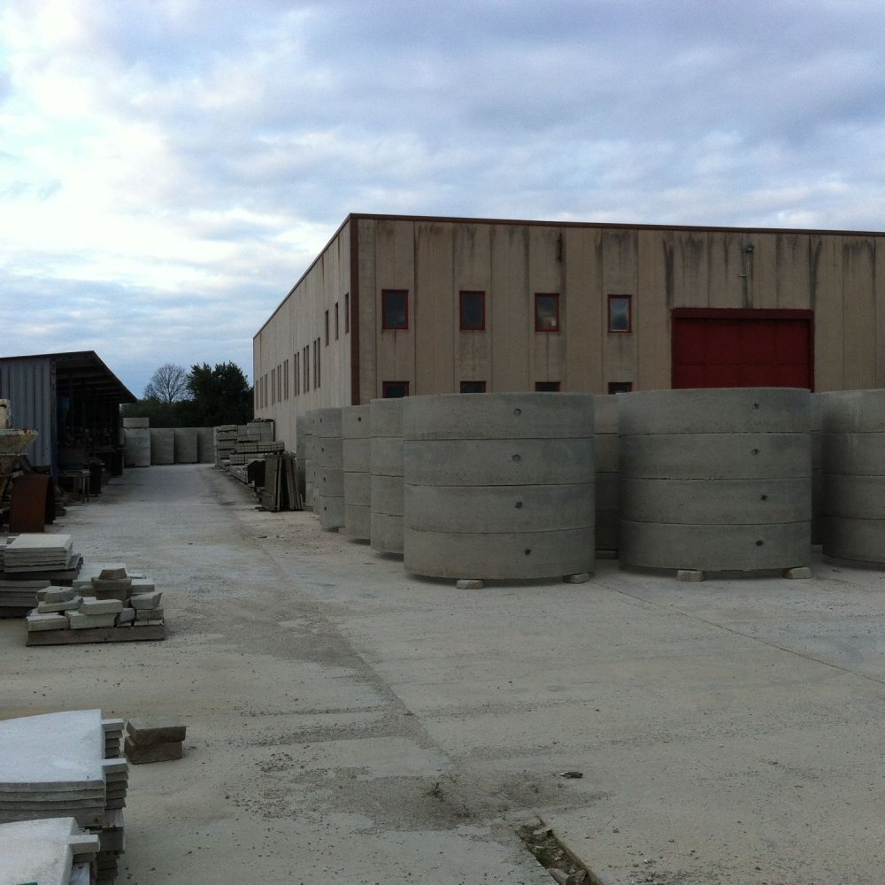  مستودع في San Vincenzo, Italy 540متر مربع رقم 255744