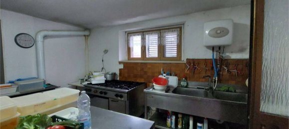 6 chambres Villa à Acqualagna, Italy No. 344628 2