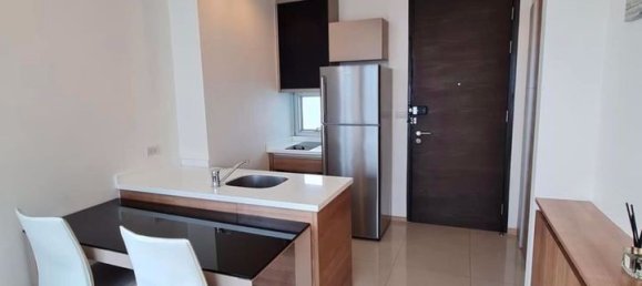 Apartamento com 1 quarto em condomínio em Khlong Toei, Thailand N.º 4620 9