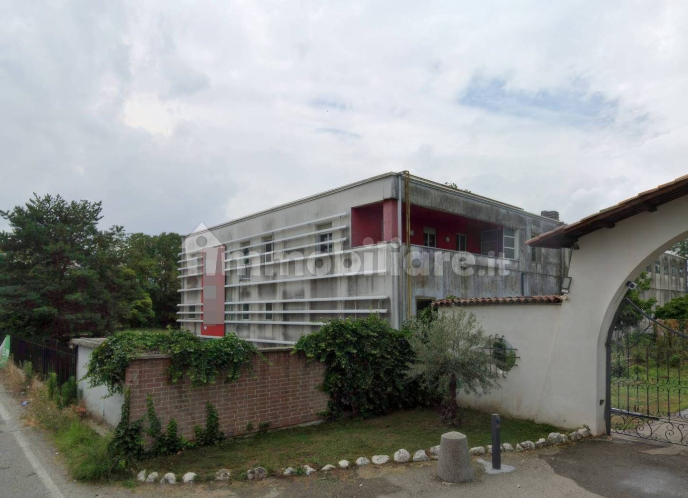 5 rooms Warehouse in Casale Monferrato, Italy No. 211327