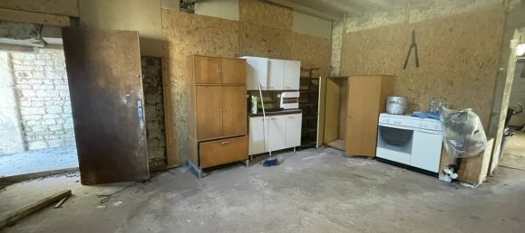 3 Schlafzimmer Haus in Thure, France, Nr. 289324 17