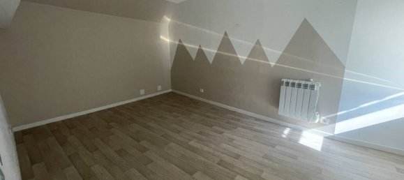 3 Schlafzimmer Haus in Thure, France, Nr. 289324 12