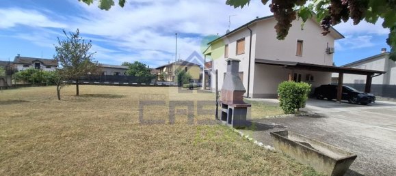 8 bedrooms House in Castelnuovo Bocca d'Adda, Italy No. 362258 5