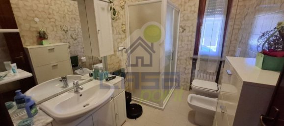 8 bedrooms House in Castelnuovo Bocca d'Adda, Italy No. 362258 17