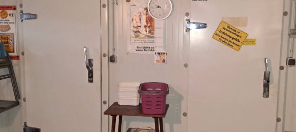 Здание с 8 комнатами в Майн-Кинциг, Германия № 169683 16