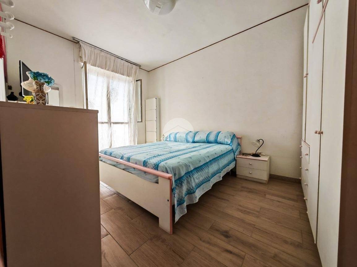 Apartamento de 2 dormitorios en Manfredonia, Italy No. 291607