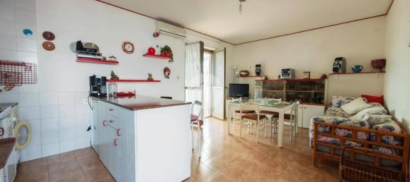 Apartamento de 2 dormitorios en Manfredonia, Italy No. 291607 17