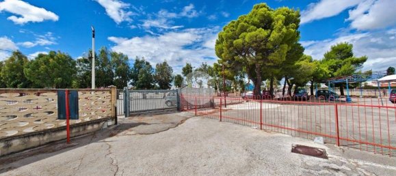 Apartamento de 2 dormitorios en Manfredonia, Italy No. 291607 20