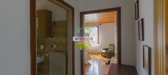 3 bedrooms House in Pordenone, Italy No. 355483 17