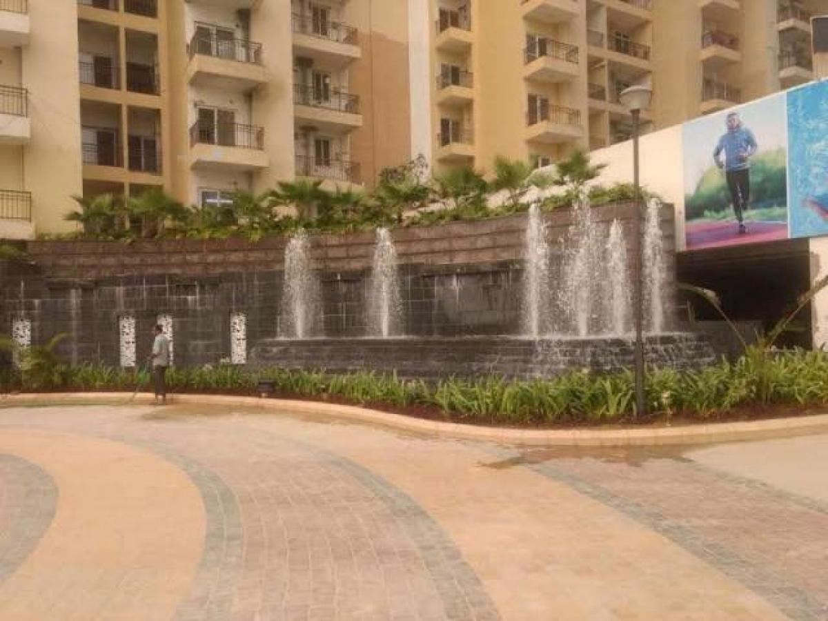 Casa de 3 dormitorios en Noida, India No. 64983