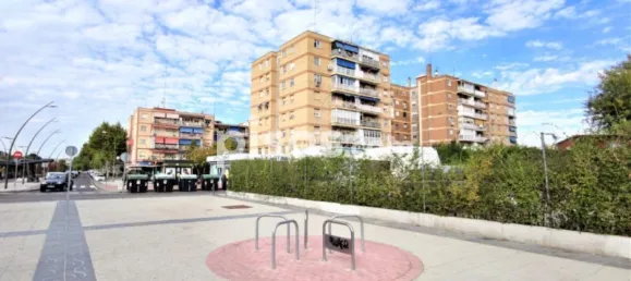 3 Schlafzimmer Wohnung in Mostoles, Spain, Nr. 142271 2