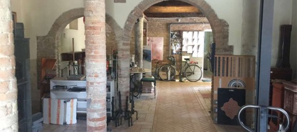 825m² Warehouse in Ravenna, Italy No. 269903 30