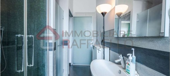 Квартира с 2 комнатами в Модена, Италия № 92716 51