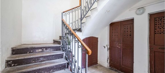 Квартира с 2 комнатами в Модена, Италия № 92716 30