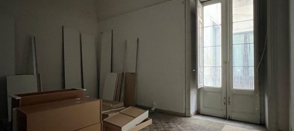 5 rooms Apartment in Catania, Italy No. 157926 16