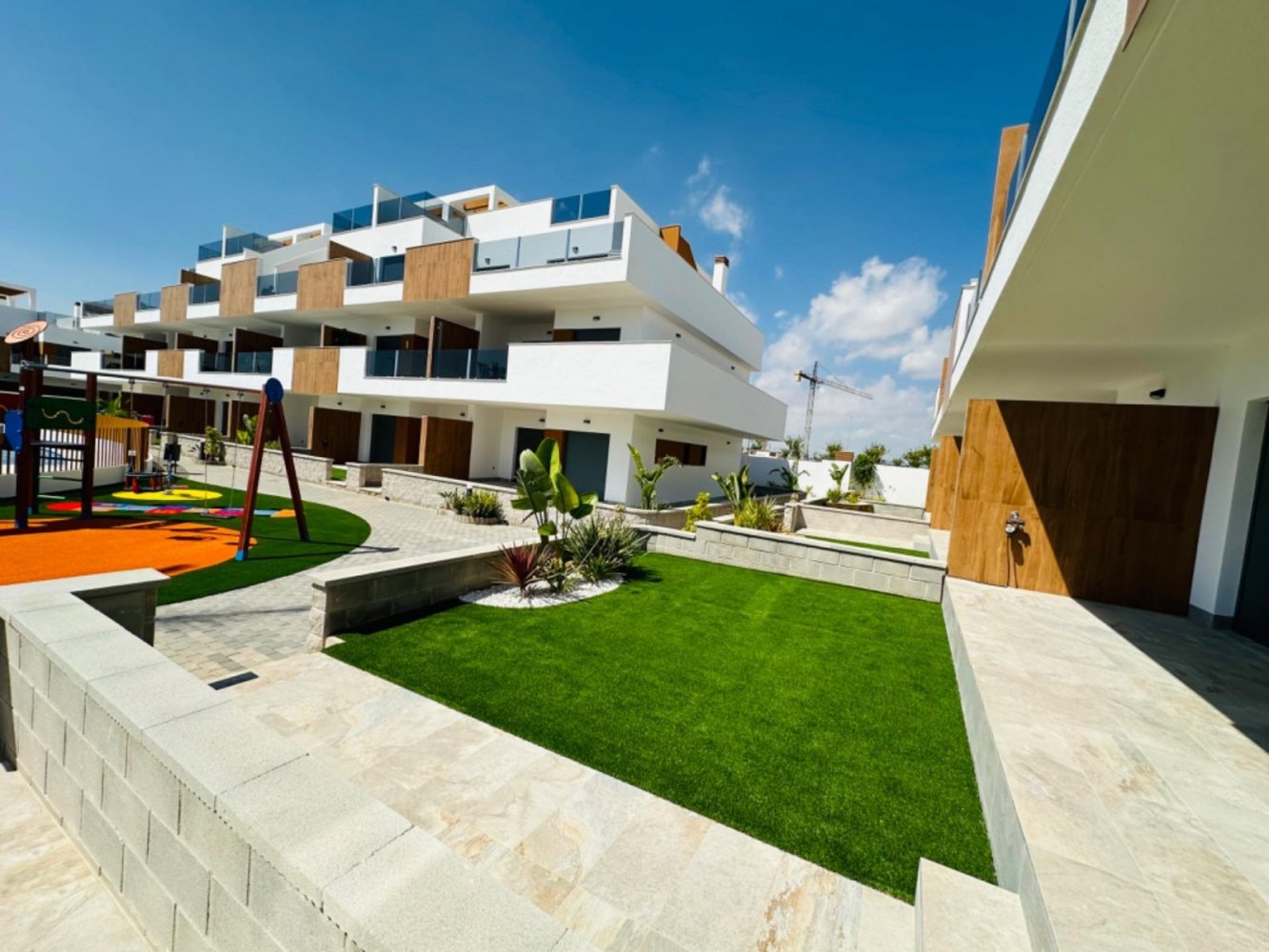 2 bedrooms Bungalow in Pilar de la Horadada, Spain No. 283804