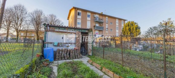 3 rooms Apartment in Bereguardo, Italy No. 80644 4