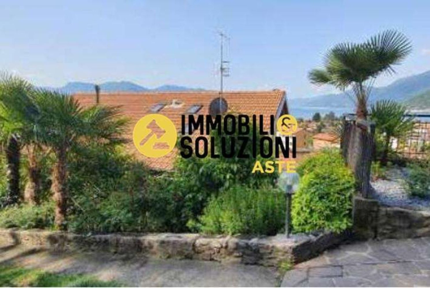 6-Zimmer Villa in Maccagno con Pino e Veddasca, Italy, Nr. 11828