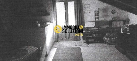 6 rooms Villa in Lignana, Italy No. 13349 4