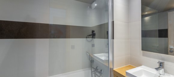 2 bedrooms Apartment in Les Belleville, France No. 506 5