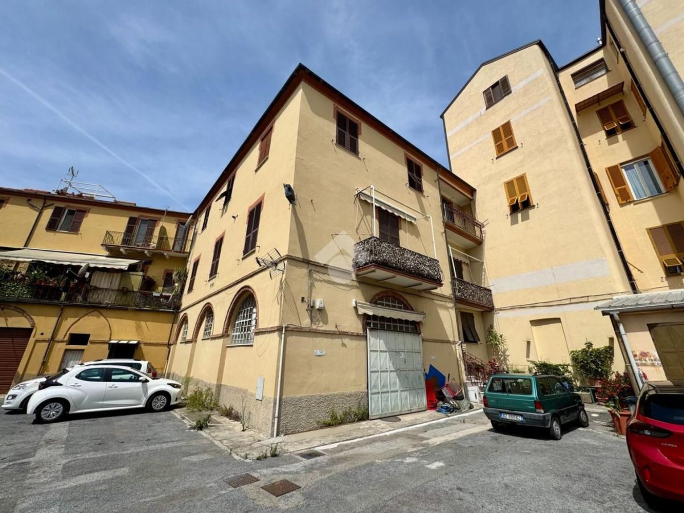 2 rooms Apartment in Vado Ligure, Italy No. 284317