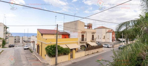 2 Schlafzimmer Wohnung in Syracuse, Italy, Nr. 279947 4