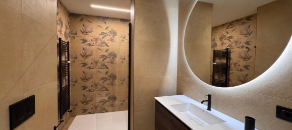 2غرفة شقة في Verona, Italy رقم 225763 14