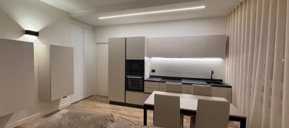 2غرفة شقة في Verona, Italy رقم 225763 3