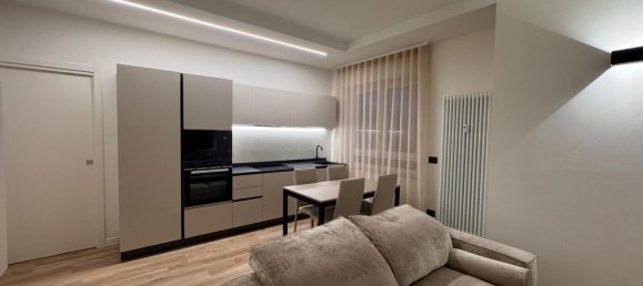 2غرفة شقة في Verona, Italy رقم 225763 2