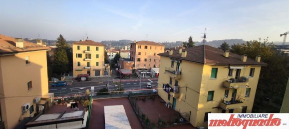 3 rooms Apartment in Bologna, Italy No. 166133 11