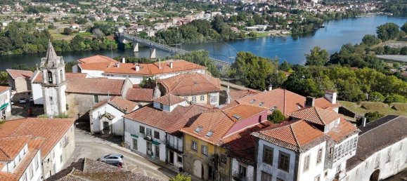 3 bedrooms House in Valenca, Portugal No. 17517 2