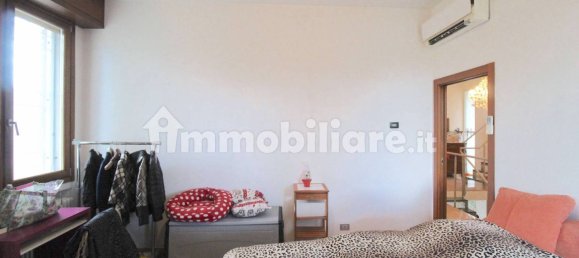 5 bedrooms Villa in Pianoro, Italy No. 89151 35