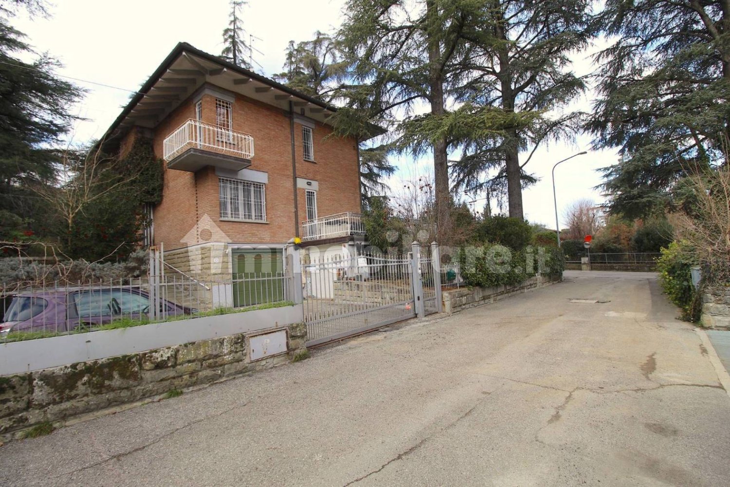 5 bedrooms Villa in Pianoro, Italy No. 89151