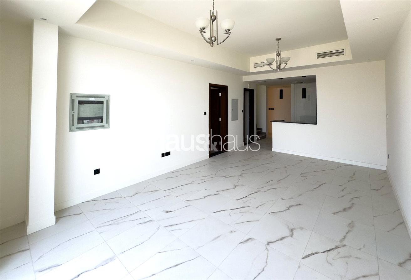 Adosado de 4 dormitorios en Mohammed Bin Rashid City, UAE No. 98707