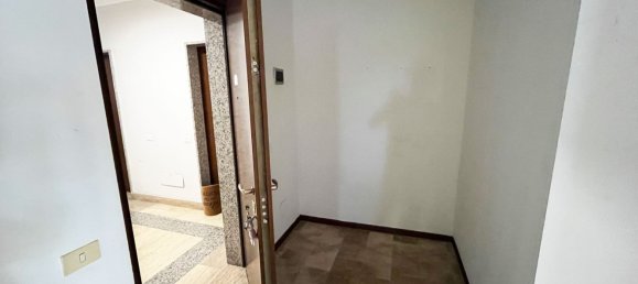 2غرفة شقة في Pieve Emanuele, Italy رقم 168686 24