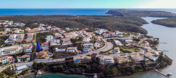 4 bedrooms Villa in Mahon, Spain No. 1472 5