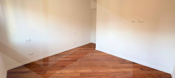 3غرفة شقة في Bologna, Italy رقم 20688 21