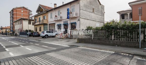 5 rooms Apartment in Collegno, Italy No. 12871 35