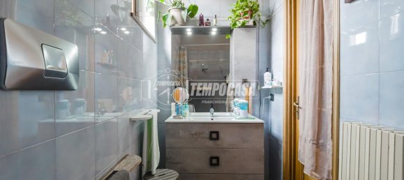 5 rooms Apartment in Collegno, Italy No. 12871 17