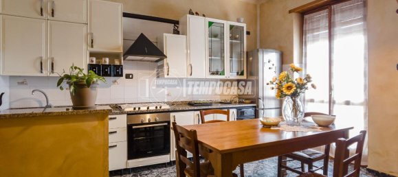 5 rooms Apartment in Collegno, Italy No. 12871 7