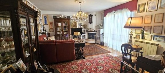 6غرفة فيلا في Solbiate con Cagno, Italy رقم 176944 4