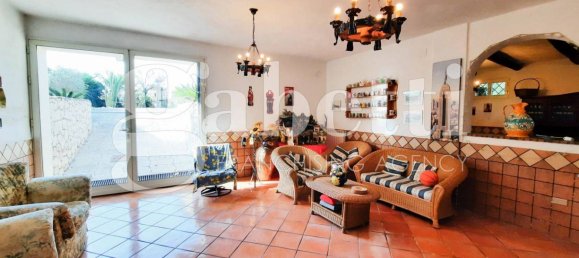 Villa T8 em Giugliano in Campania, Italy N.º 119139 24