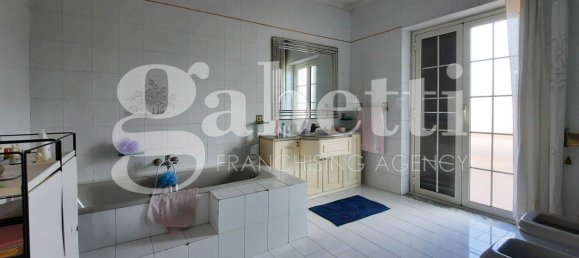 Villa T8 em Giugliano in Campania, Italy N.º 119139 20