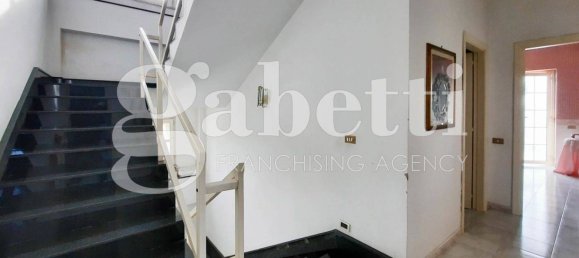 Villa T8 em Giugliano in Campania, Italy N.º 119139 15