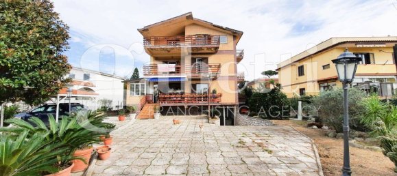 Villa T8 em Giugliano in Campania, Italy N.º 119139 28