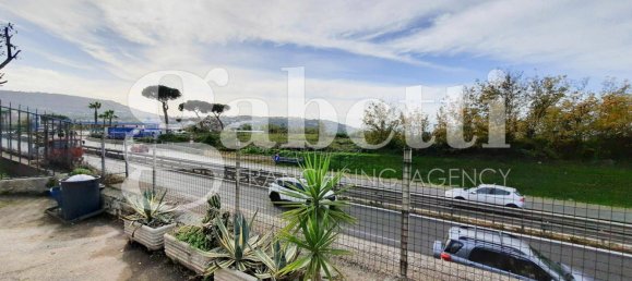 Villa T8 em Giugliano in Campania, Italy N.º 119139 30