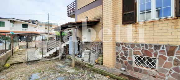 Villa T8 em Giugliano in Campania, Italy N.º 119139 37