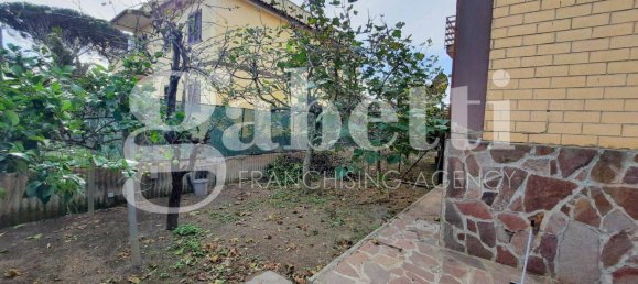 Villa T8 em Giugliano in Campania, Italy N.º 119139 40