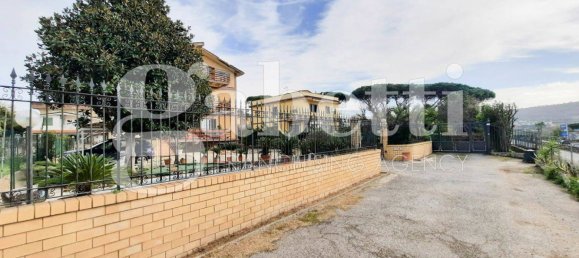Villa T8 em Giugliano in Campania, Italy N.º 119139 31