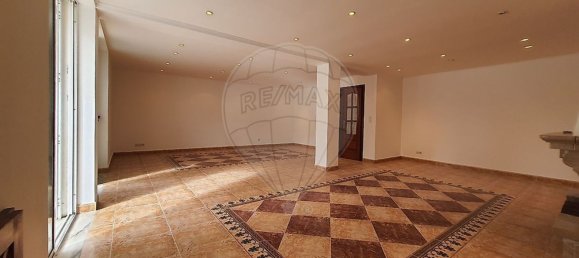 4 bedrooms House in Seixal, Portugal No. 286801 12